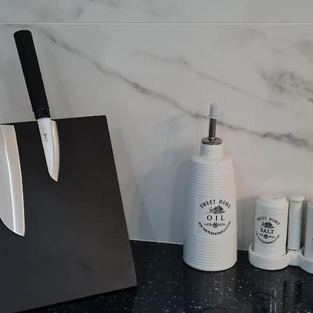 Cozy Apartment With Garden Near Town Center, Fully Renovated. Aten Exteriör bild