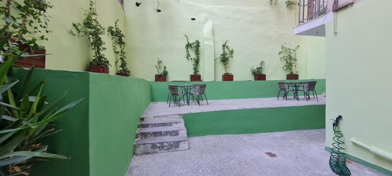Cozy Apartment With Garden Near Town Center, Fully Renovated. Aten Exteriör bild